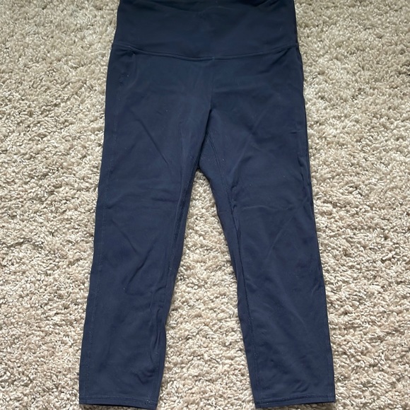 Athleta cropped leggings - navy - small - Picture 2 of 5